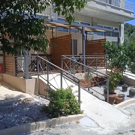 Alkion Platana Apartment Kymi